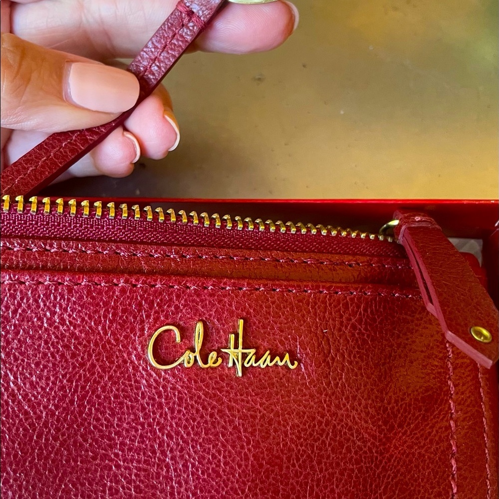 Cole Haan Key Card Case - Picture 2 of 6